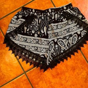 Girl Evolution Trimmed Shorts